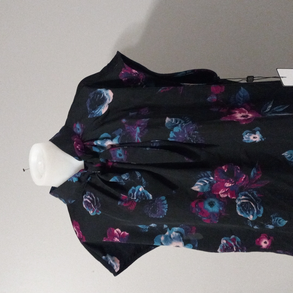 Laundry top - Picture 3 of 8